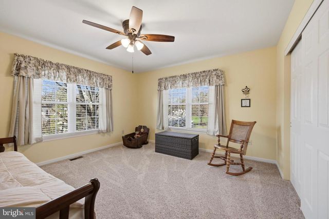 395 HOBSON PL, Blue Bell, PA 19422