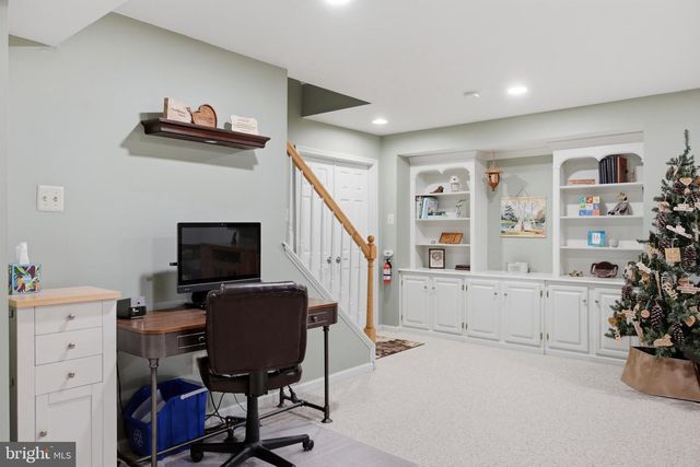 395 HOBSON PL, Blue Bell, PA 19422