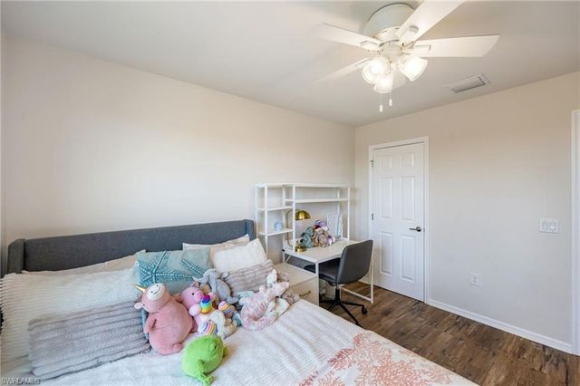 7186 Wilton DR, Naples, FL 34109