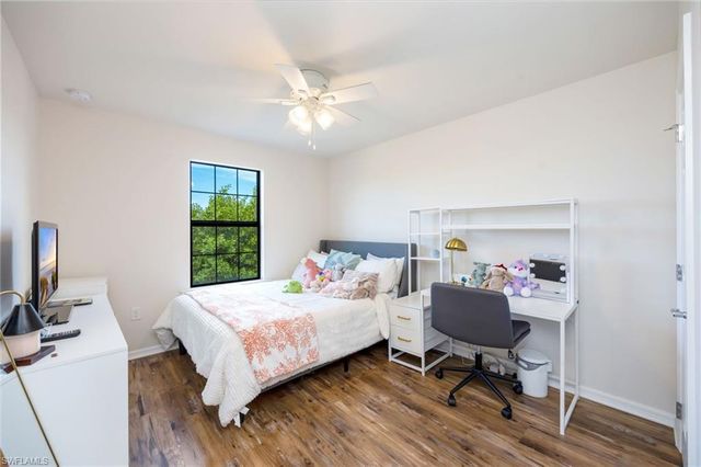 7186 Wilton DR, Naples, FL 34109