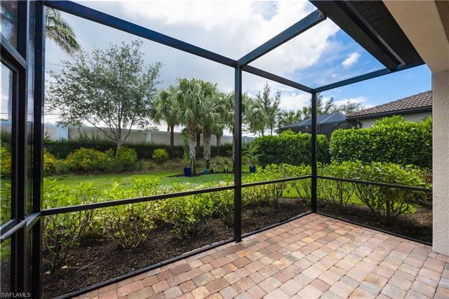 7186 Wilton DR, Naples, FL 34109