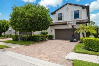 7186 Wilton DR, Naples, FL 34109