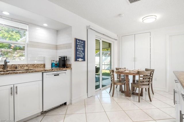 1207 Hernando ST, Naples, FL 34103