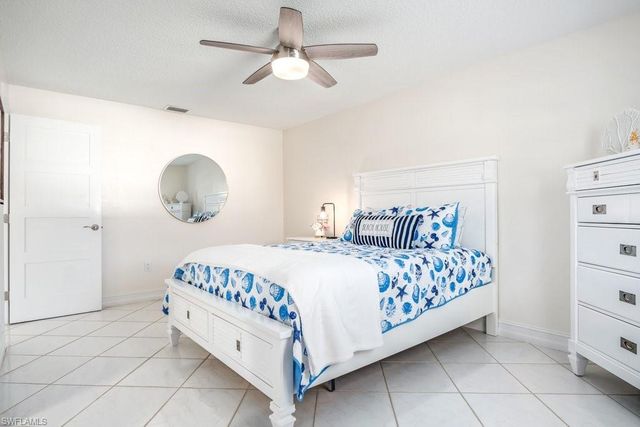 1207 Hernando ST, Naples, FL 34103