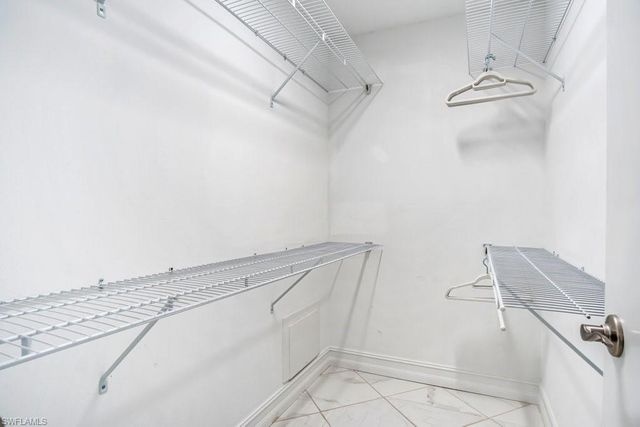 1207 Hernando ST, Naples, FL 34103