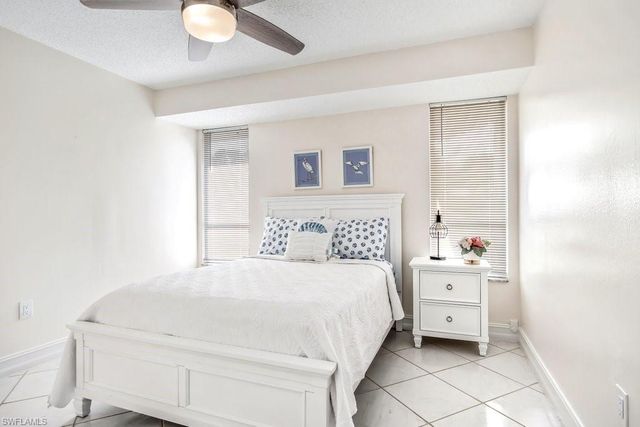 1207 Hernando ST, Naples, FL 34103