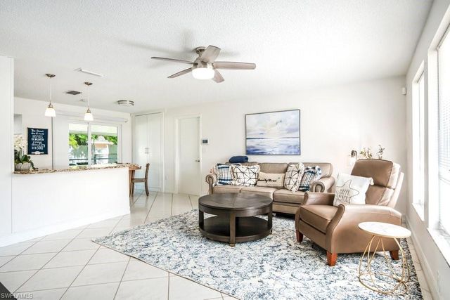 1207 Hernando ST, Naples, FL 34103