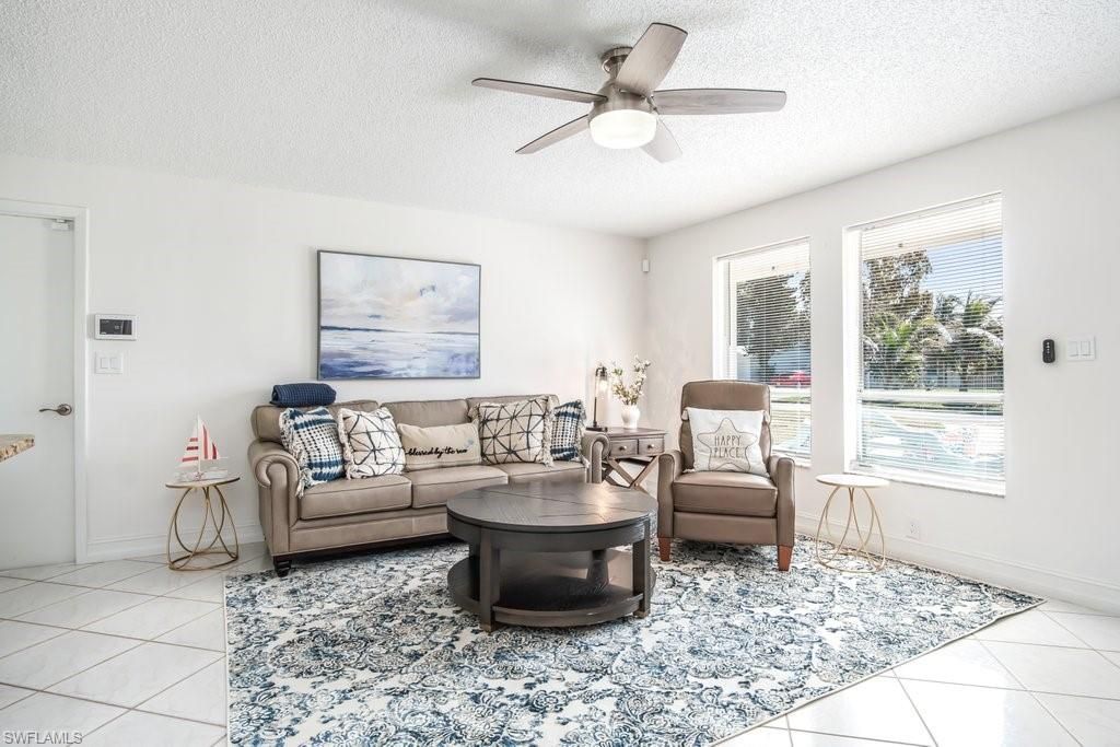 1207 Hernando ST, Naples, FL 34103