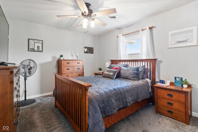 1344 W 1000 N, Fortville, IN 46040