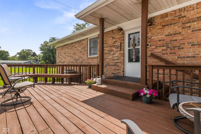 1344 W 1000 N, Fortville, IN 46040