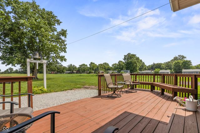 1344 W 1000 N, Fortville, IN 46040