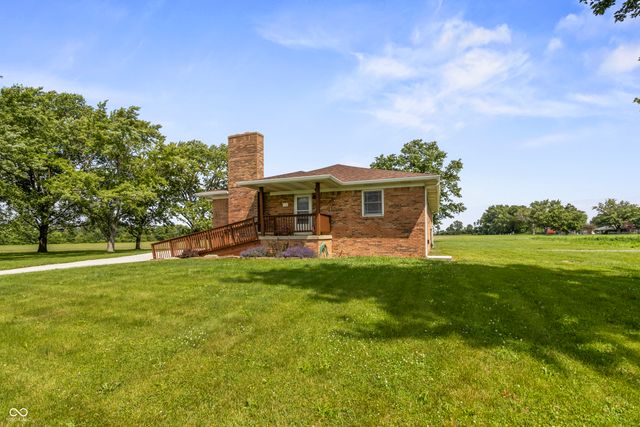1344 W 1000 N, Fortville, IN 46040