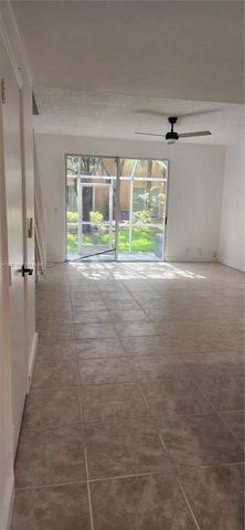 1599 Veracruz Lane, Weston, FL 33327