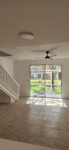 1599 Veracruz Lane, Weston, FL 33327