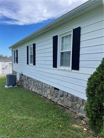 191 Circle Street, Millers Creek, NC 28651