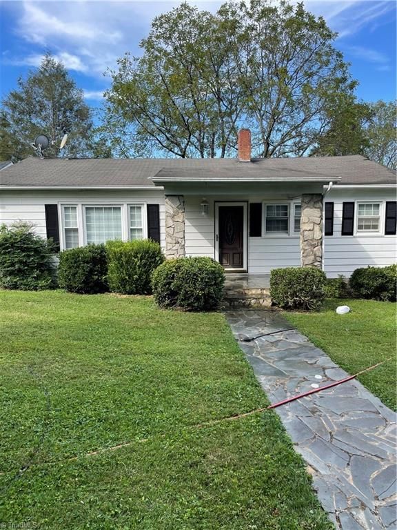 191 Circle Street, Millers Creek, NC 28651