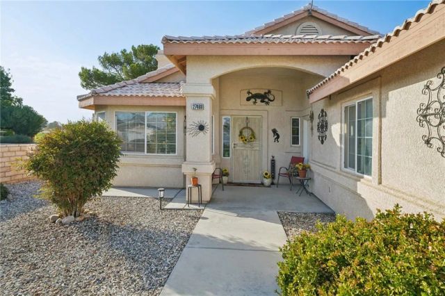 27468 Cloverleaf Drive, Helendale, CA 92342