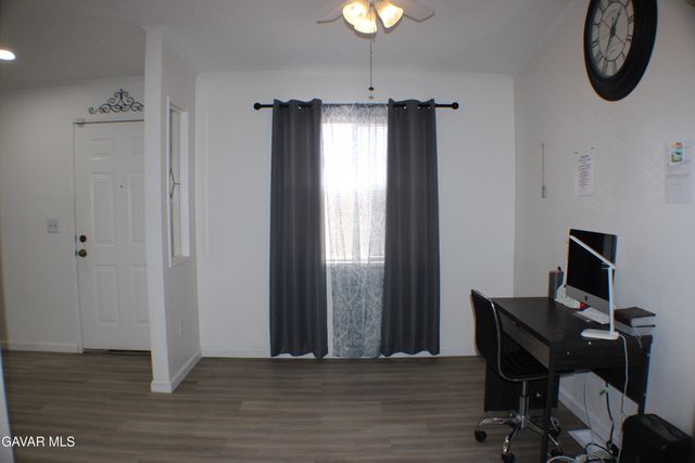 8603 S Loop Boulevard, California City, CA 93505