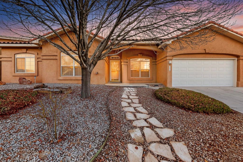 4819 Hayden Place NW, Albuquerque, NM 87120