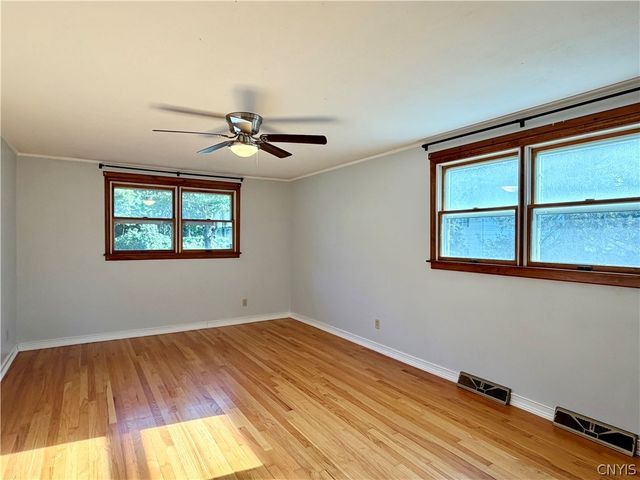 122 Silverlace Terrace, Camillus, NY 13219