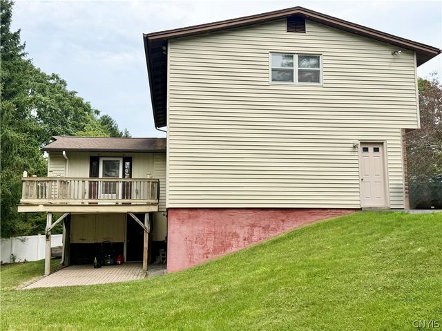 122 Silverlace Terrace, Camillus, NY 13219