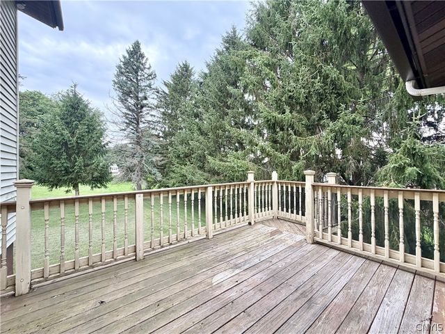122 Silverlace Terrace, Camillus, NY 13219