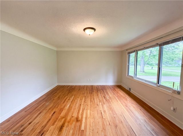 10845 Gregory Lane, North Royalton, OH 44133