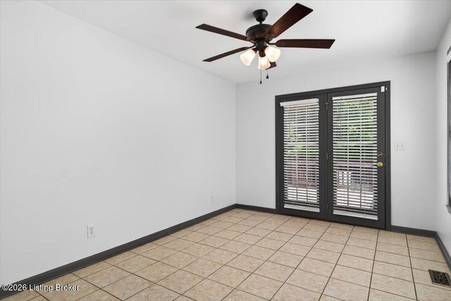 11304 Cox Ave, Louisville, KY 40223