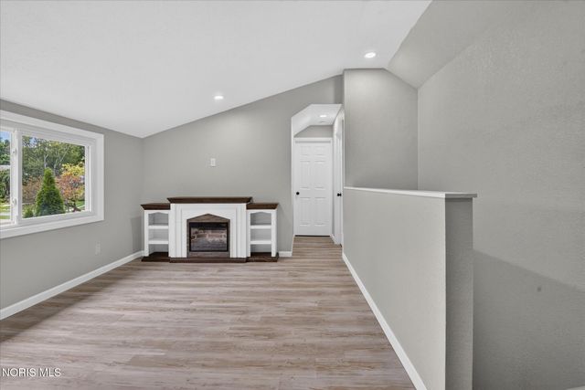 2605 Densmore Drive, Toledo, OH 43606