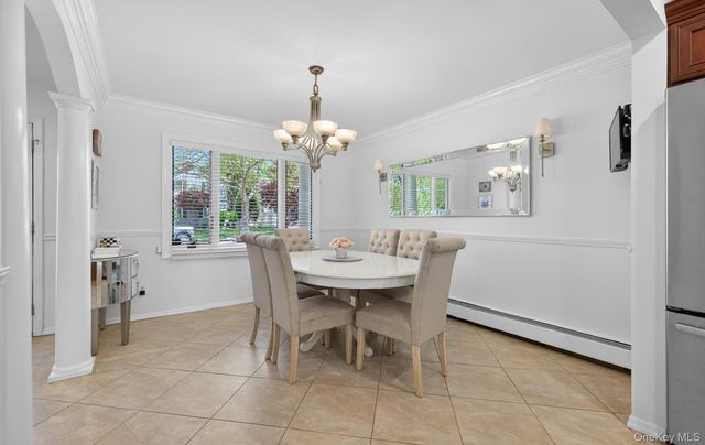 10 Wentworth Drive, Dix Hills, NY 11746