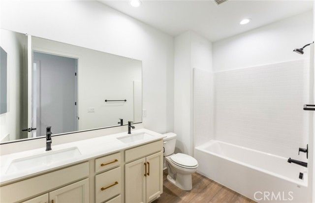 4085 Hudson Lane, Lake Elsinore, CA 92530