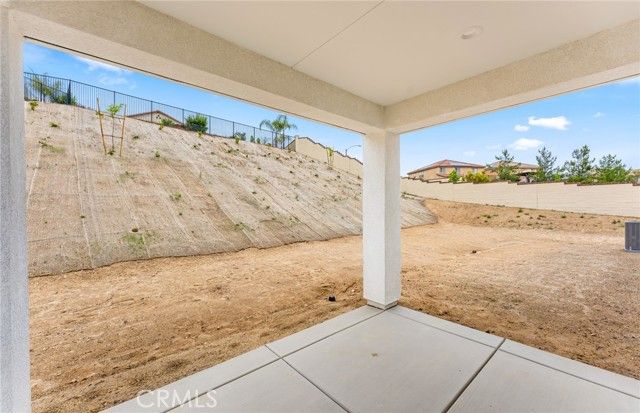 4085 Hudson Lane, Lake Elsinore, CA 92530