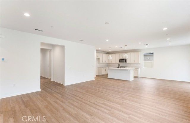 4085 Hudson Lane, Lake Elsinore, CA 92530