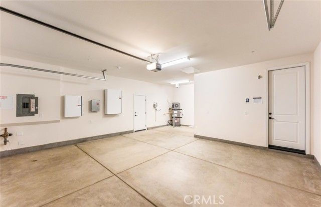 4085 Hudson Lane, Lake Elsinore, CA 92530