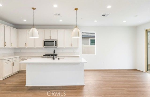 4085 Hudson Lane, Lake Elsinore, CA 92530