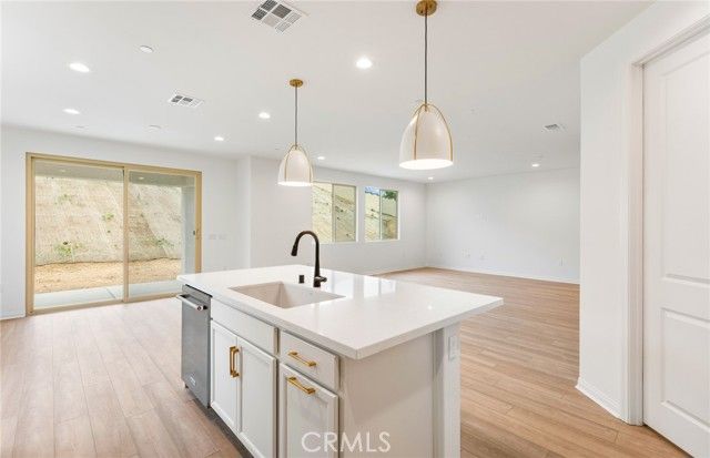 4085 Hudson Lane, Lake Elsinore, CA 92530