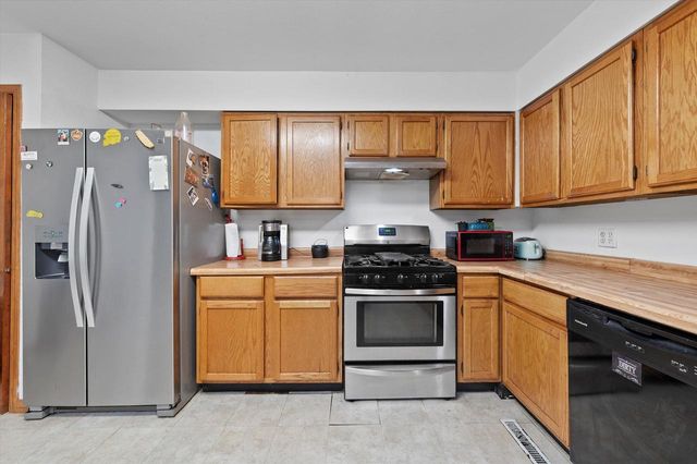 N6294 County Road DD, Burlington, WI 53105