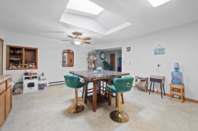 N6294 County Road DD, Burlington, WI 53105
