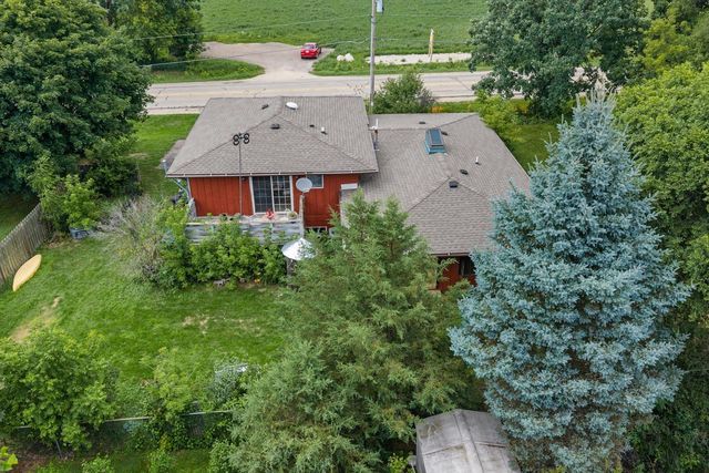 N6294 County Road DD, Burlington, WI 53105