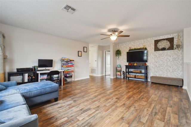 501 WASHITA STONE DRIVE, Ruskin, FL 33570