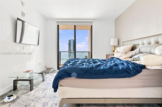 1010 Brickell Avenue 2403, Miami, FL 33131