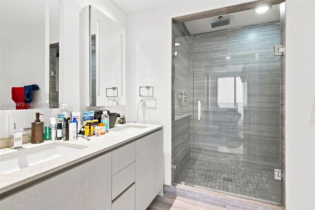 1010 Brickell Avenue 2403, Miami, FL 33131