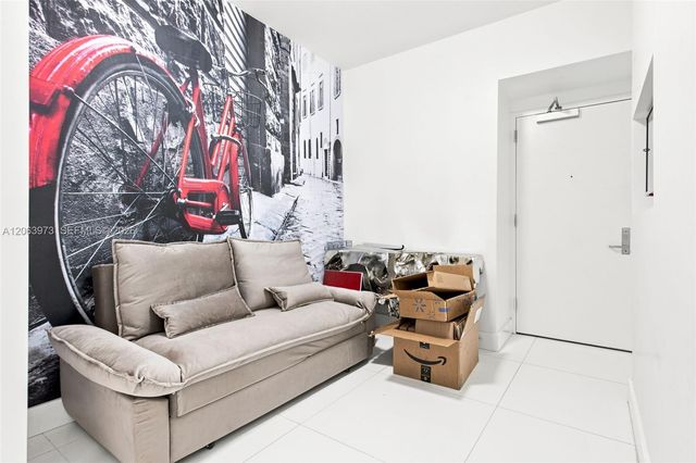 1010 Brickell Avenue 2403, Miami, FL 33131
