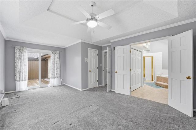 212 E Hansen Court, Independence, MO 64055