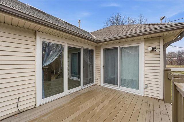 212 E Hansen Court, Independence, MO 64055