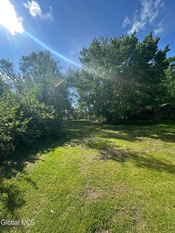6963 Fuller Station Road, Schenectady, NY 12303