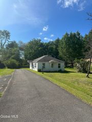 6963 Fuller Station Road, Schenectady, NY 12303