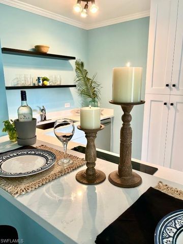 473 12th AVE S # B2, Naples, FL 34102