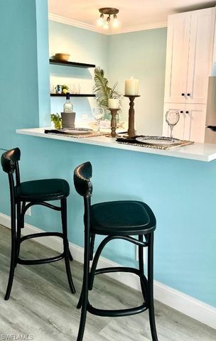 473 12th AVE S # B2, Naples, FL 34102