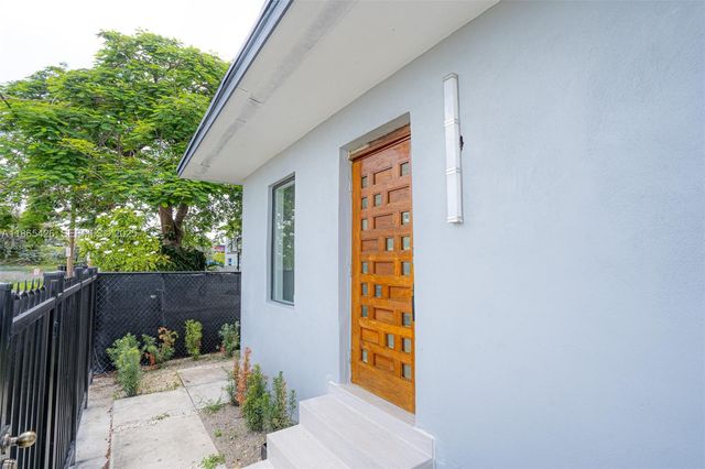 666 NW 28th Street, Miami, FL 33127